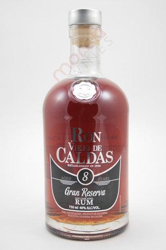 Ron Viejo De Caldas Carta de Oro 8 Year Rum Bottle